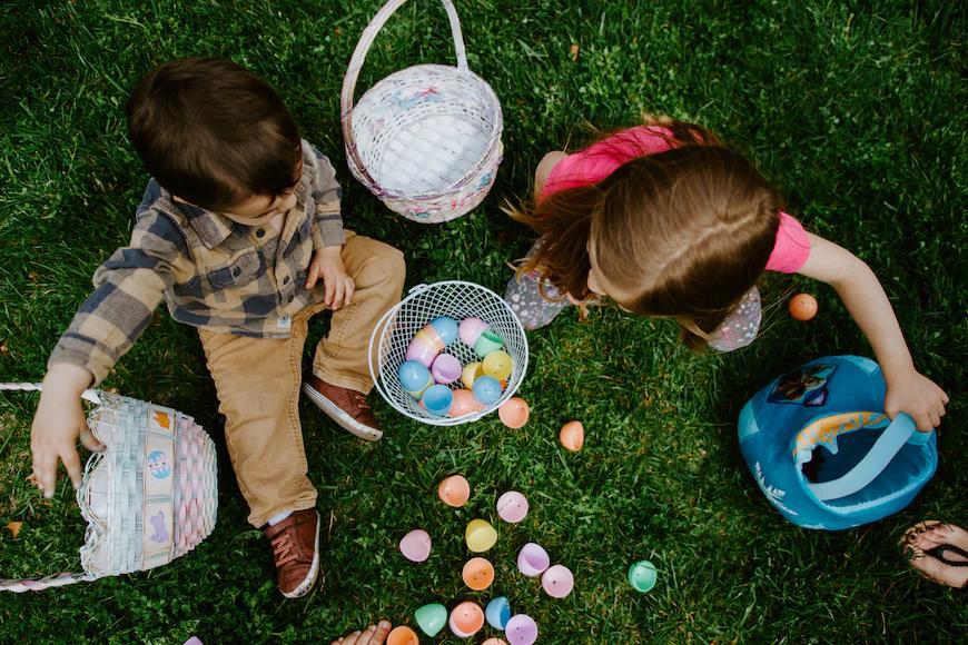 húsvét gyerekek tojás